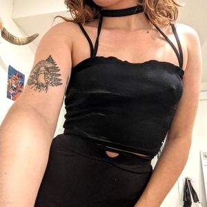 Black Crop with multifunction strap